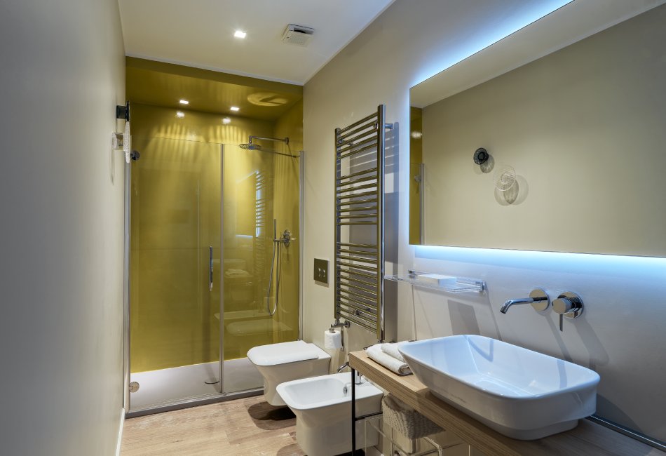 Mobiliario de cocina y baño en Valencia, MVSM especialistas en distribución. Interiores del baño moderno.